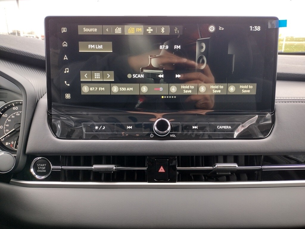 2025 Mitsubishi Outlander ES photo 3