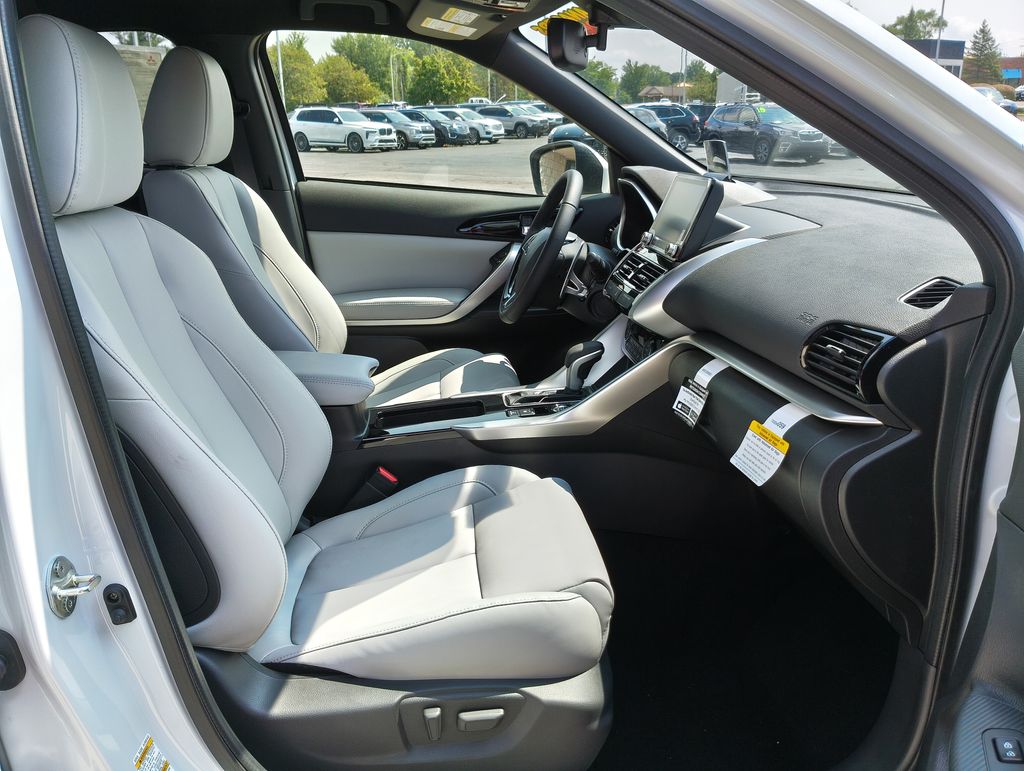 2026 Mitsubishi Eclipse Cross SEL - Photo 11