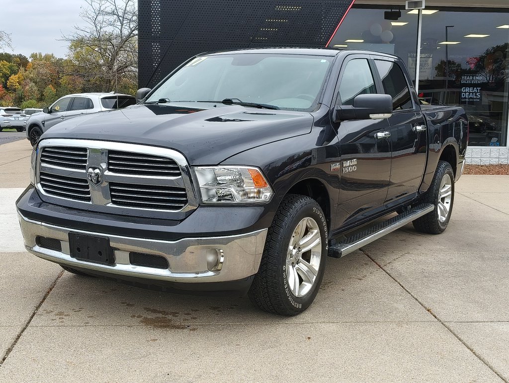 2017 RAM 1500 SLT