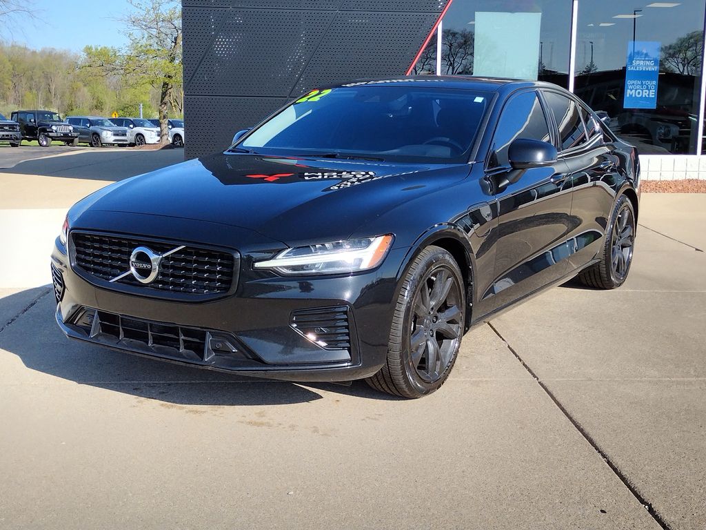2022 Volvo S60 T8 Recharge R-Design Expr Ex Range AWD's photo