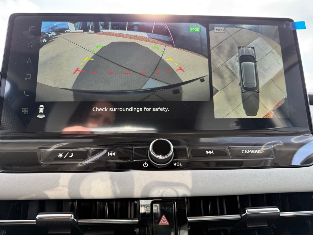 New 2025 Mitsubishi Outlander SE SUV