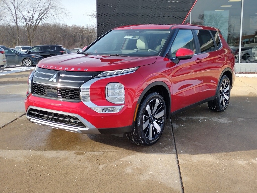 New 2026 Mitsubishi Outlander SE SUV