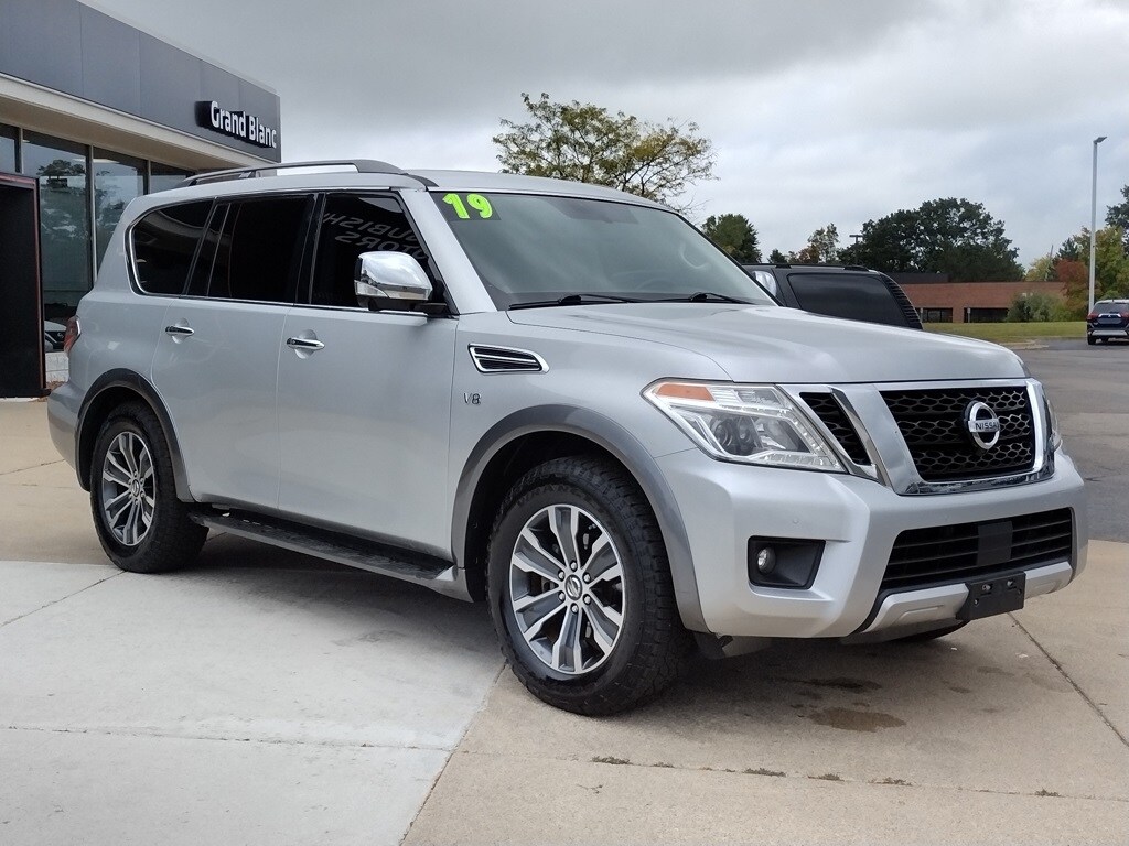 2019 Nissan Armada SL photo 3