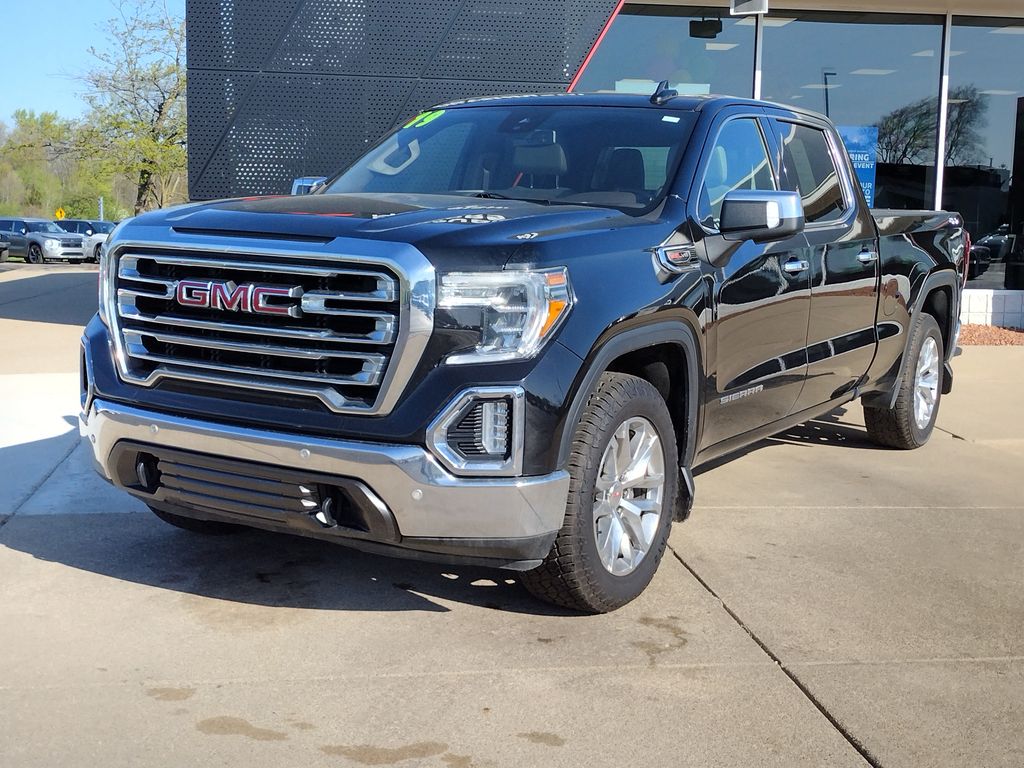 2019 GMC Sierra 4WD Crew Cab Short Box SLT's photo