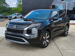 2026 Mitsubishi Outlander Plug-In Hybrid SE SUV