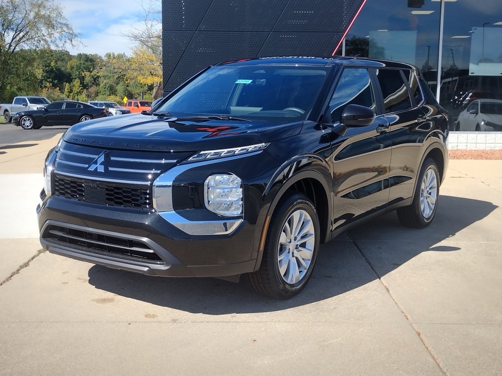 New 2025 Mitsubishi Outlander ES SUV