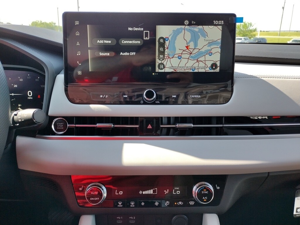 2025 Mitsubishi Outlander SE photo 3