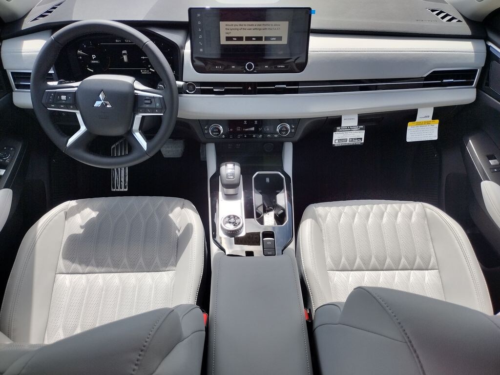 New 2026 Mitsubishi Outlander SEL SUV