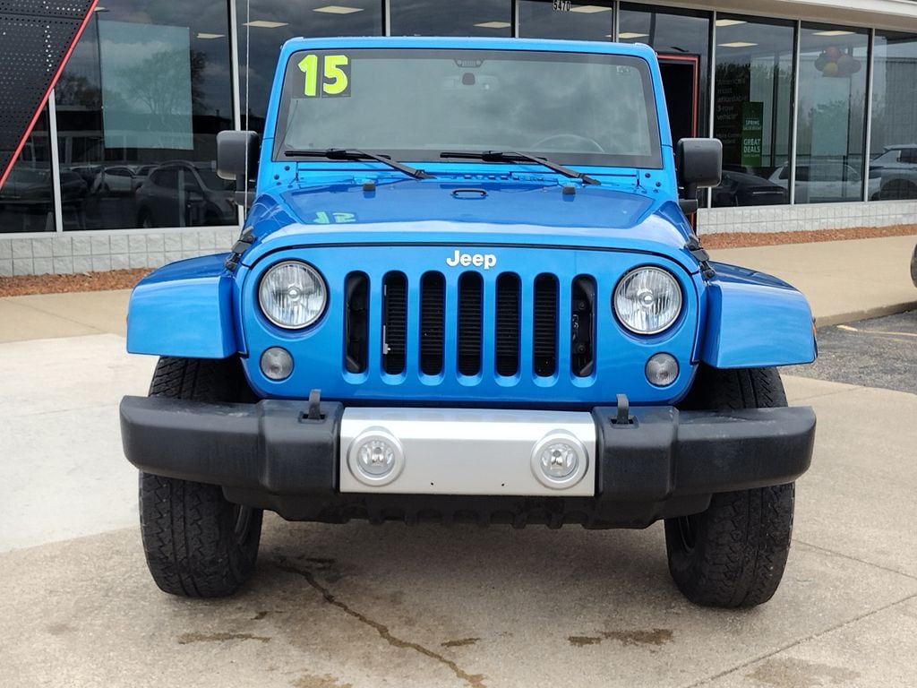 Used 2015 Jeep Wrangler Unlimited Sahara with VIN 1C4BJWEG9FL759221 for sale in Grand Blanc Township, MI