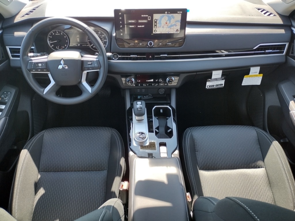 New 2025 Mitsubishi Outlander ES SUV