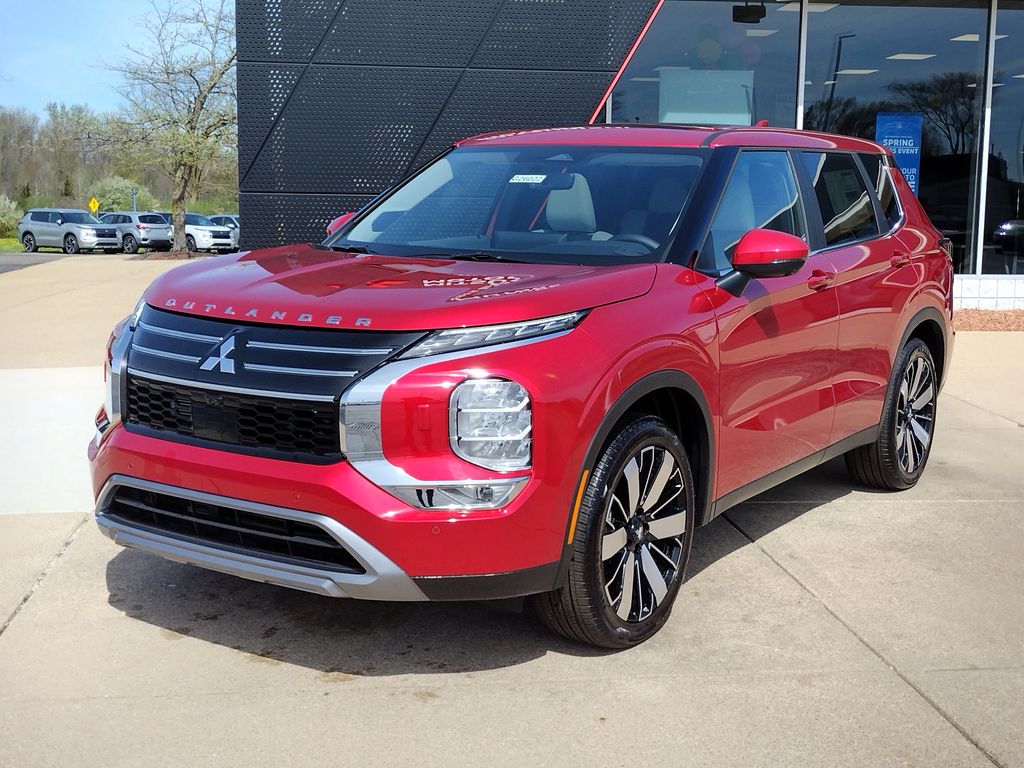 2026 Mitsubishi Outlander SE S-AWC's photo