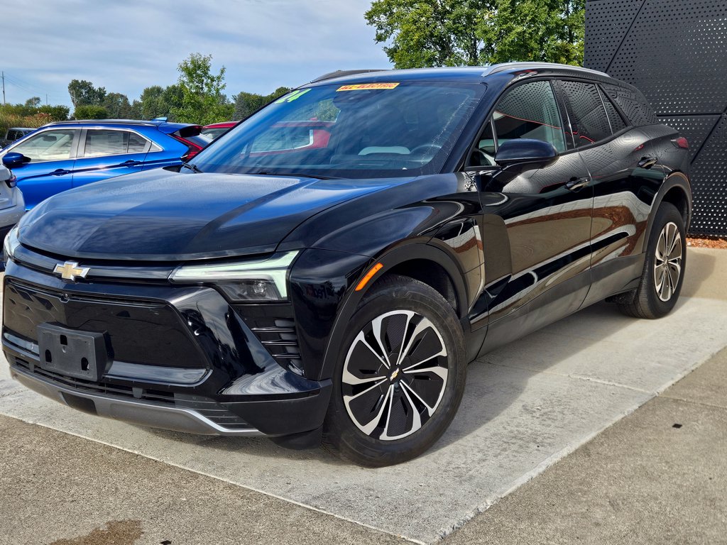 Used 2024 Chevrolet Blazer EV LT with VIN 3GNKDBRJ2RS248560 for sale in Grand Blanc Township, MI