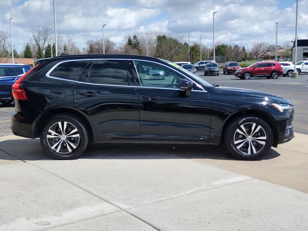 Used 2023 Volvo XC60 B5 Core SUV