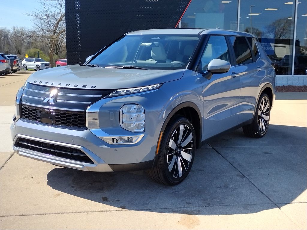 2026 Mitsubishi Outlander SE S-AWC's photo
