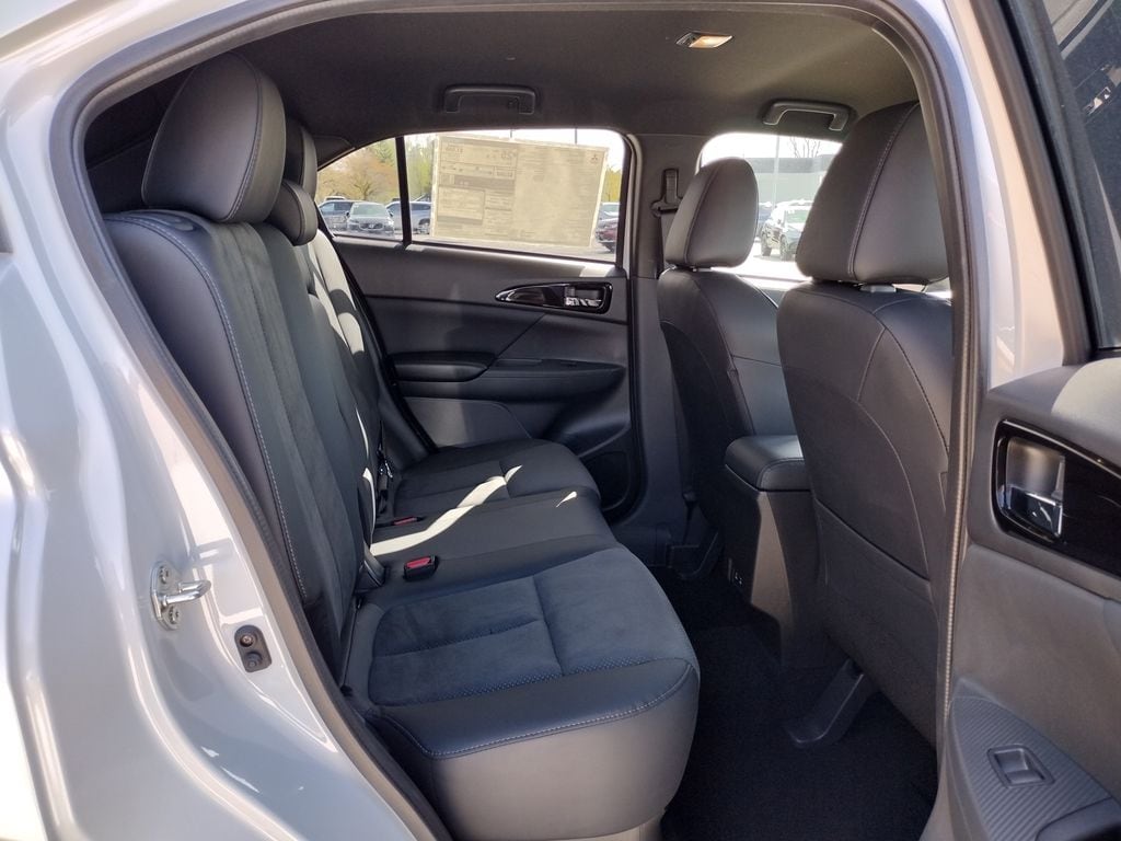 2026 Mitsubishi Eclipse Cross Black Edition - Photo 9