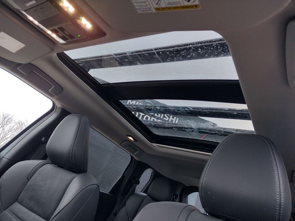 New 2026 Mitsubishi Outlander Trail Edition SUV