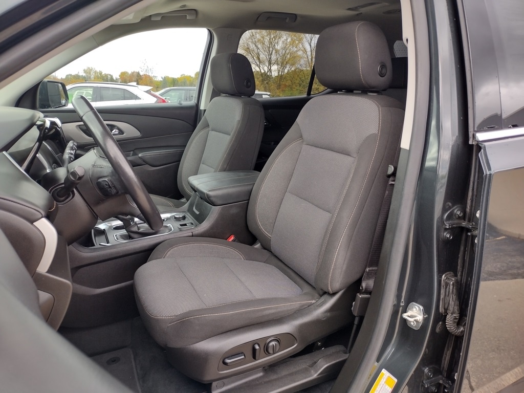 Certified 2021 Chevrolet Traverse LT SUV