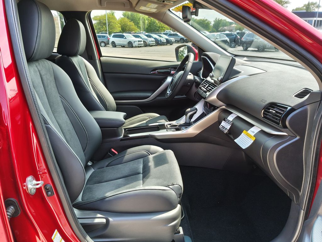 2026 Mitsubishi Eclipse Cross SE - Photo 10