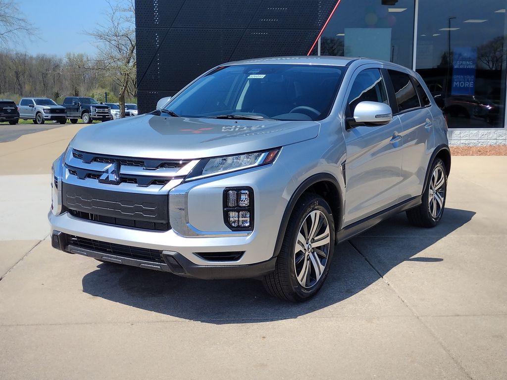 2026 Mitsubishi Outlander Sport 2.0 SE AWC CVT's photo