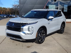 2025 Mitsubishi Outlander PHEV SE SUV