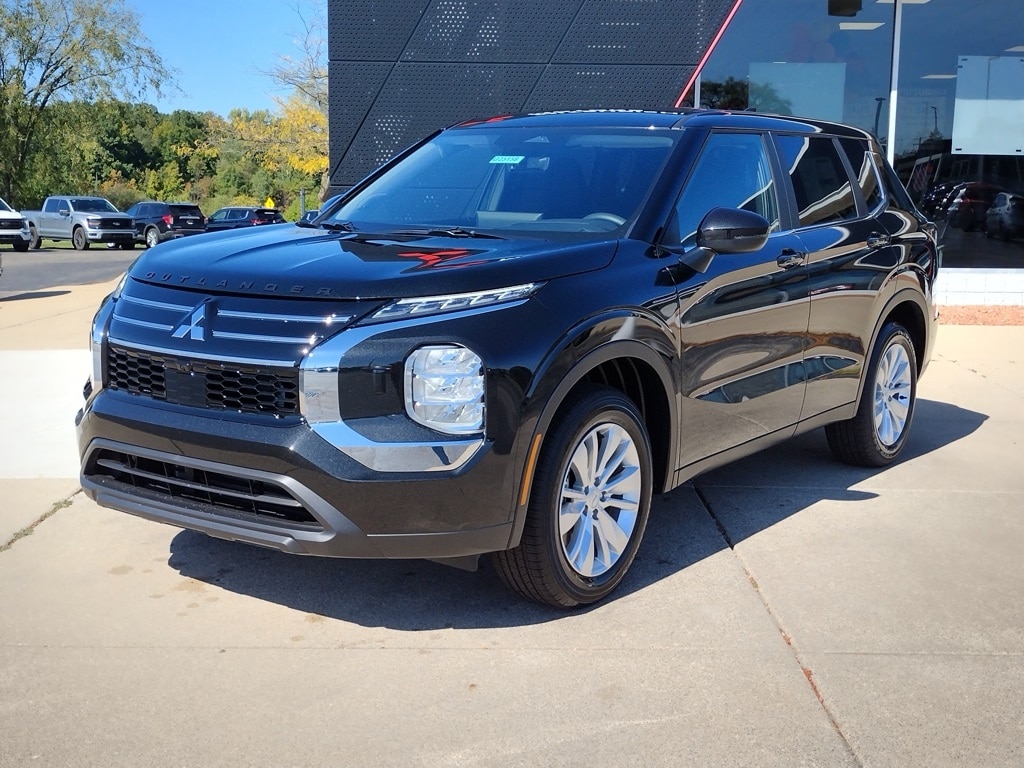 New 2025 Mitsubishi Outlander ES SUV