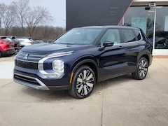 2025 Mitsubishi Outlander SE SUV