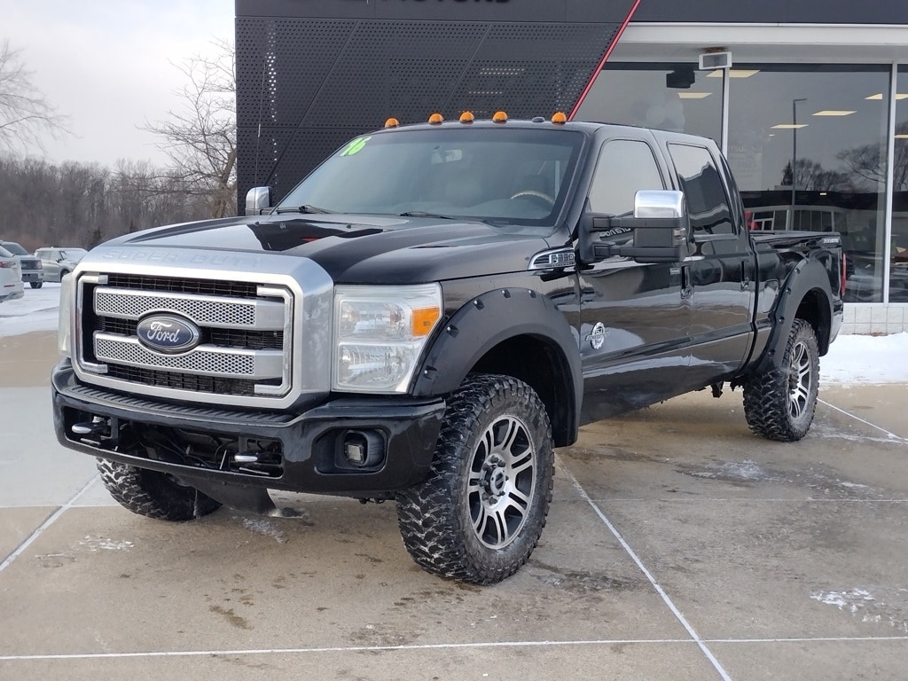2016 Ford F-350 Truck Crew Cab 
