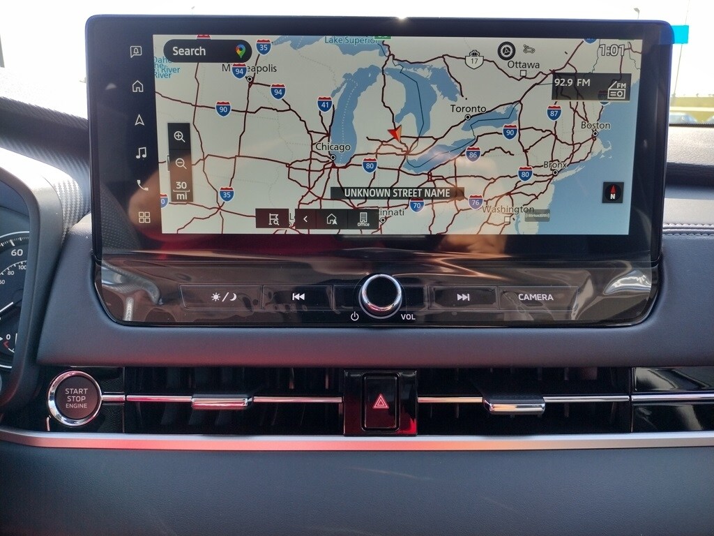 2025 Mitsubishi Outlander ES photo 4