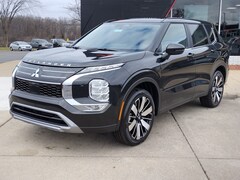 2025 Mitsubishi Outlander SE SUV