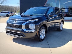 2026 Mitsubishi Outlander ES SUV