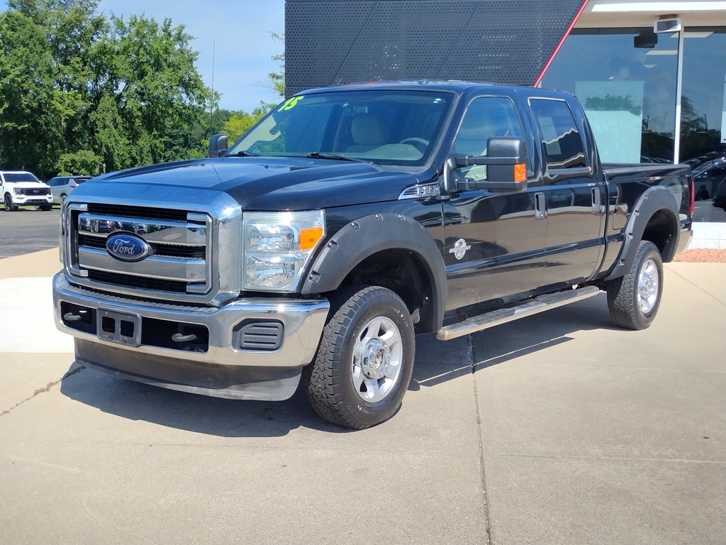 2015 Ford F-350 Truck Crew Cab 