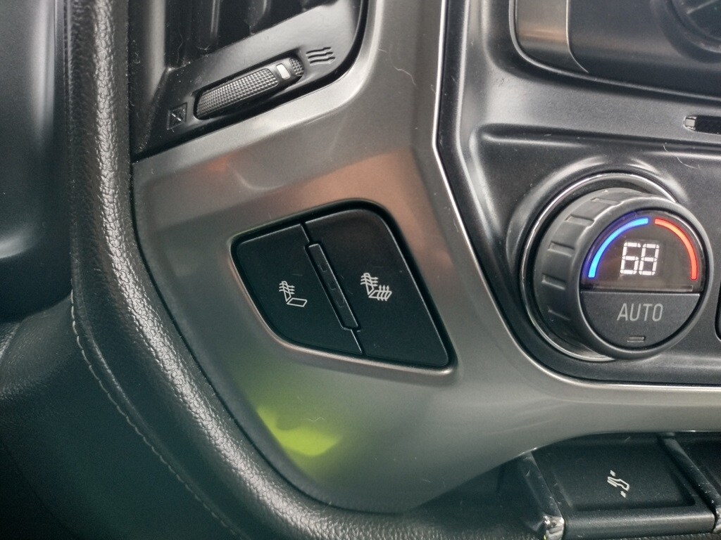 2016 Chevrolet Silverado 1500 LTZ photo 4