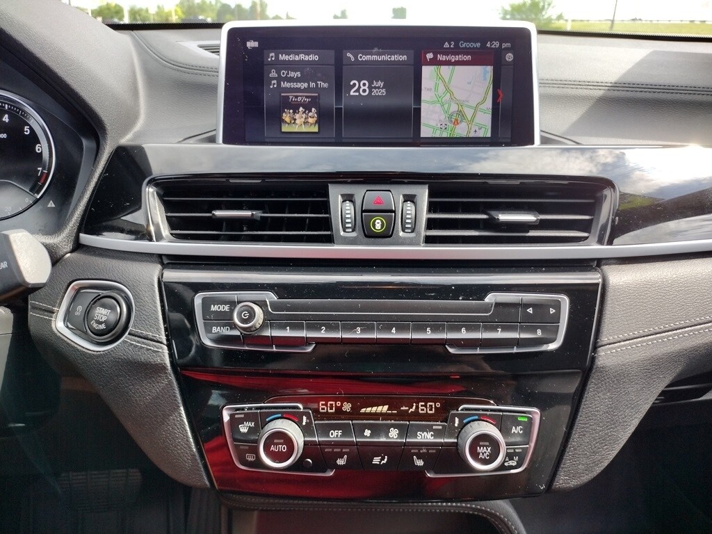 2021 Bmw X1 XDrive28i photo 3