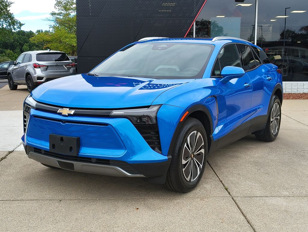 Used 2024 Chevrolet Blazer EV LT with VIN 3GNKDBRJ9RS192469 for sale in Grand Blanc Township, MI