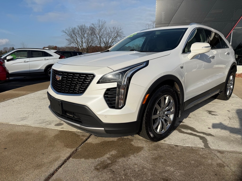 2022 Cadillac XT4 Luxury's photo