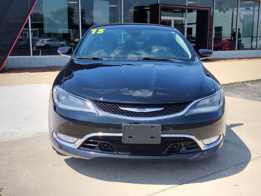 Used 2015 Chrysler 200 C with VIN 1C3CCCEG5FN636697 for sale in Grand Blanc Township, MI