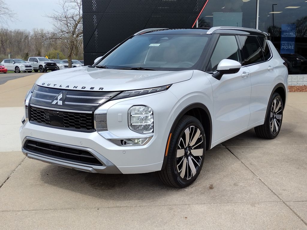 2026 Mitsubishi Outlander SEL S-AWC's photo