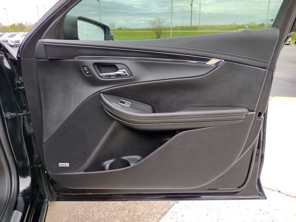 Used 2018 Chevrolet Impala Premier with VIN 2G1125S33J9141499 for sale in Grand Blanc Township, MI