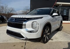 2025 Mitsubishi Outlander SE SUV