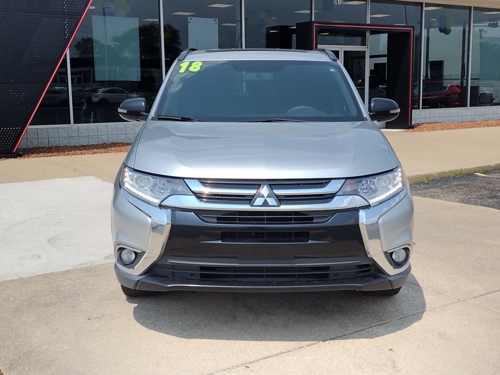 Used 2018 Mitsubishi Outlander LE with VIN JA4AZ3A33JZ051195 for sale in Grand Blanc Township, MI