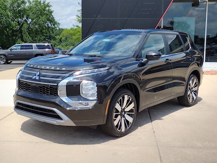 2025 Mitsubishi Outlander SE SUV