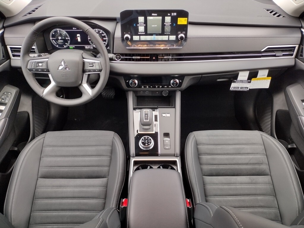 New 2025 Mitsubishi Outlander PHEV SE SUV