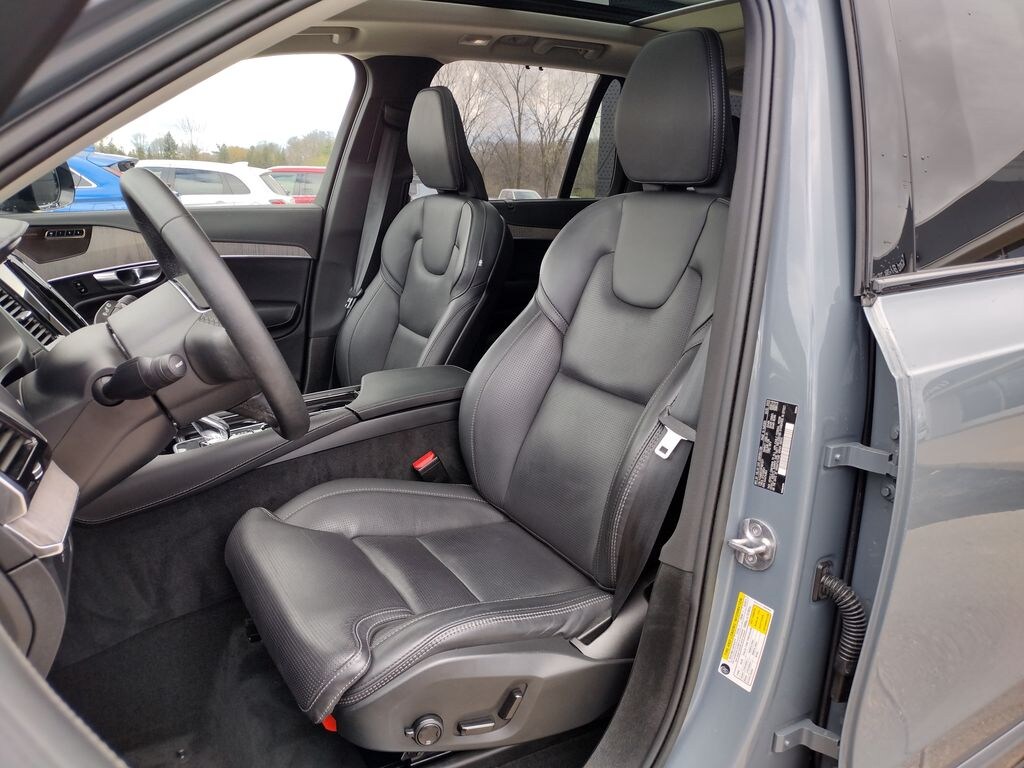 Used 2023 Volvo XC90 Recharge Plug-In Hybrid Ultimate SUV