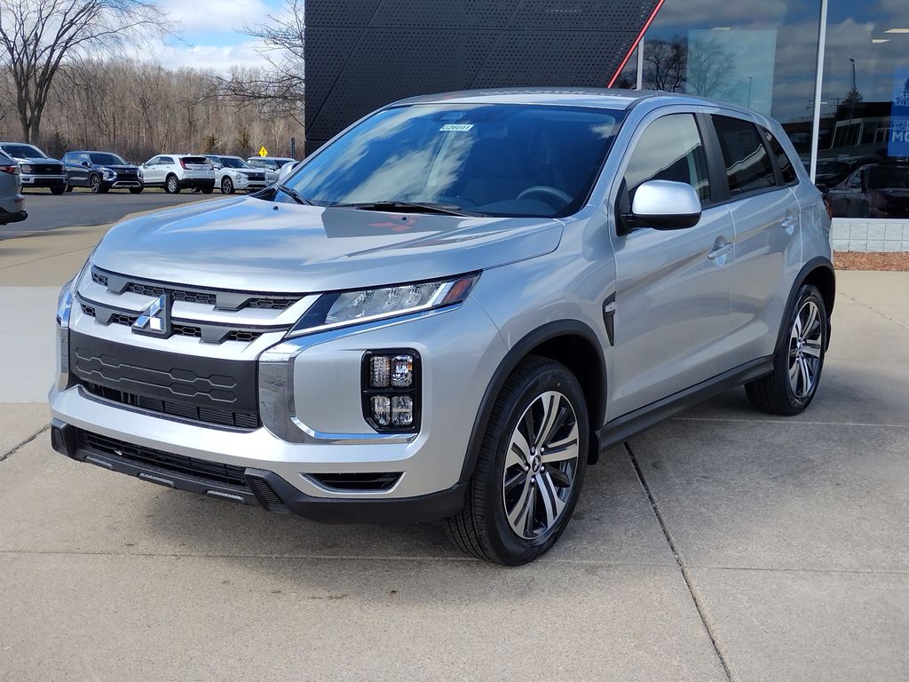 2026 Mitsubishi Outlander Sport 2.0 ES AWC CVT's photo