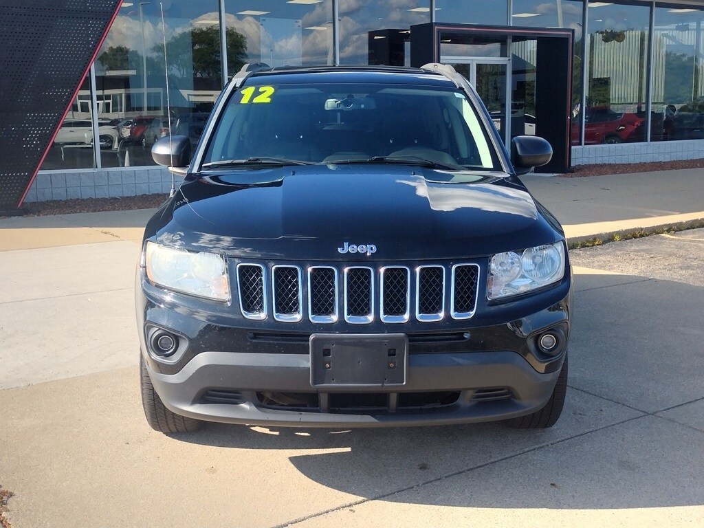 2012 Jeep Compass Limited photo 2