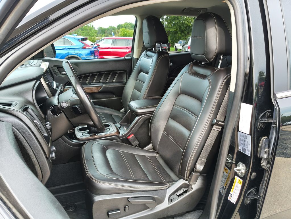 Used 2022 GMC Canyon Denali Truck Crew Cab