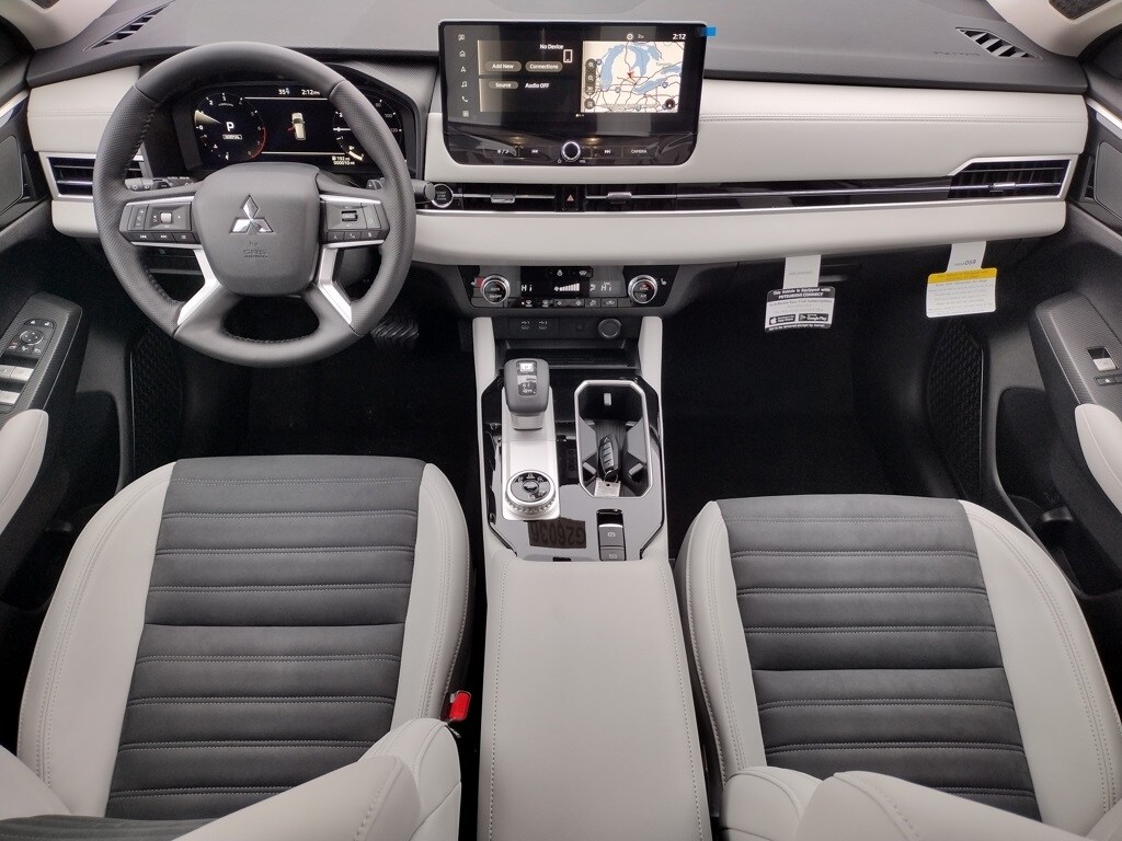 New 2026 Mitsubishi Outlander SE SUV