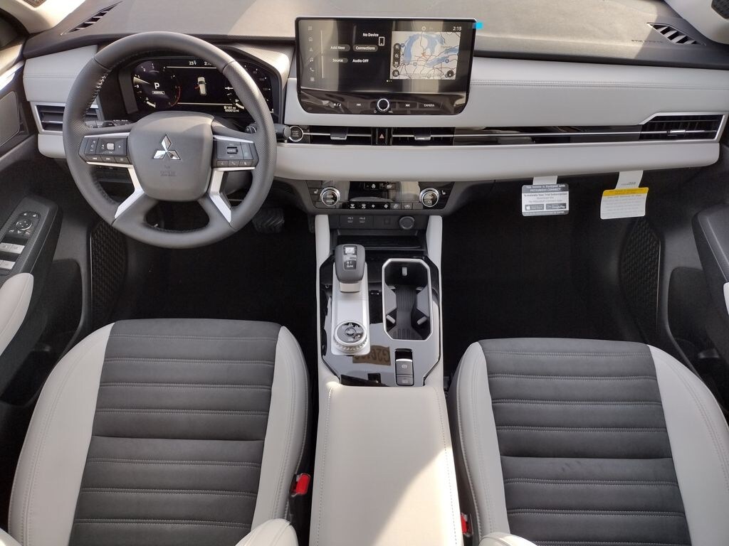 New 2026 Mitsubishi Outlander SE SUV