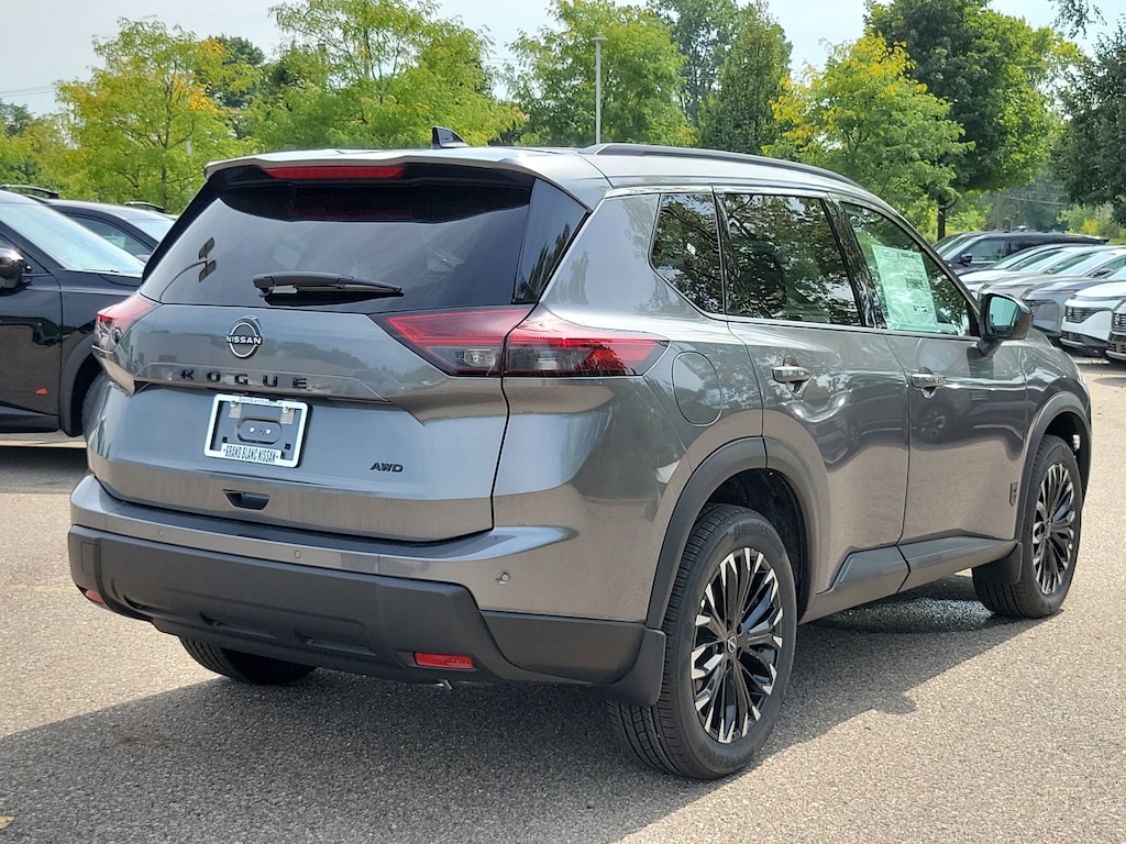 New 2026 Nissan Rogue Dark Armor SUV