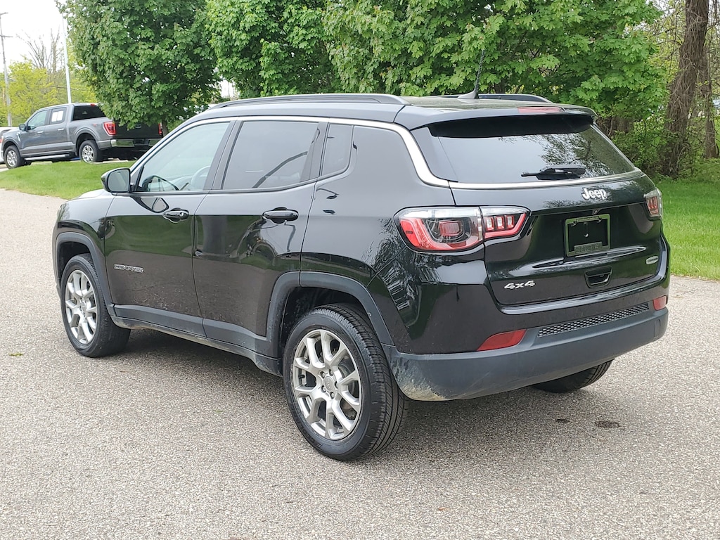 Used 2022 Jeep Compass Latitude Lux SUV